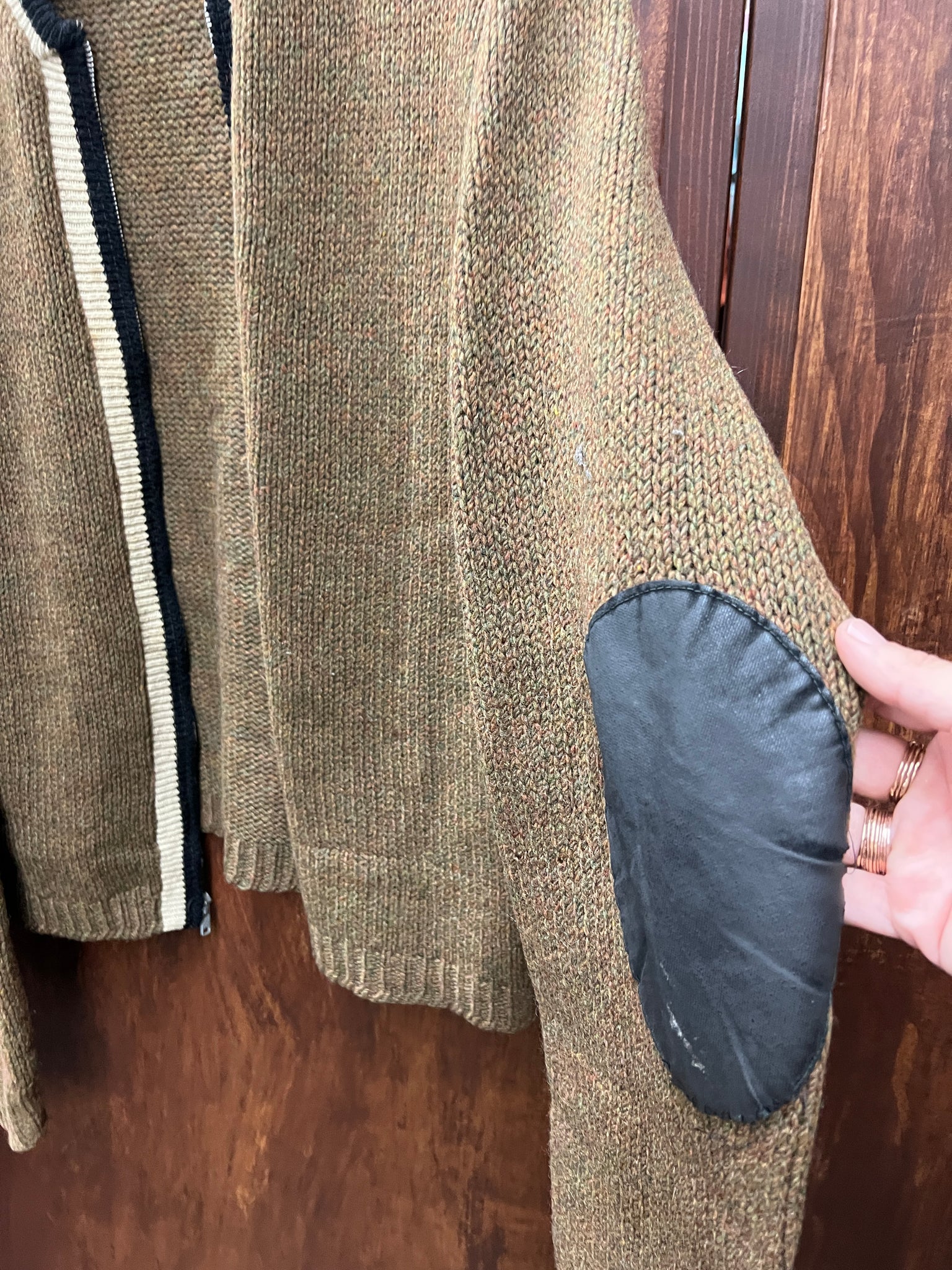 1950s MENS SWEATER-Jersild olive green wool zip front elbow patches (A –  Kiki stash Collection